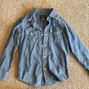 Childrens place chambray denim shirt with pearlized snaps size small-boys